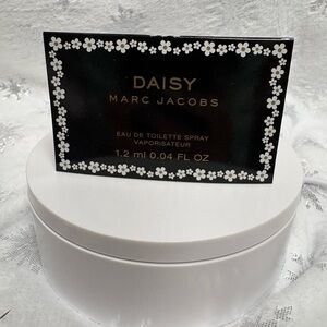 Marc Jacobs Daisy Eau de Toilette Spray